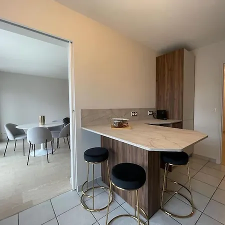 Le Mont-Veyrier, Parking Et Vue Appartement Annecy Buitenkant foto